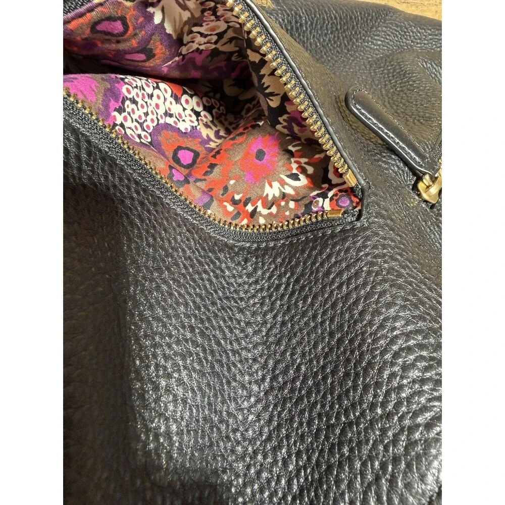 🔥RARE Vera Bradley Hobo Shoulder Bag Black Pebbled Leather Slouchy